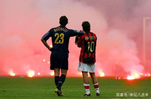 在侧翼承担 在侧翼承担